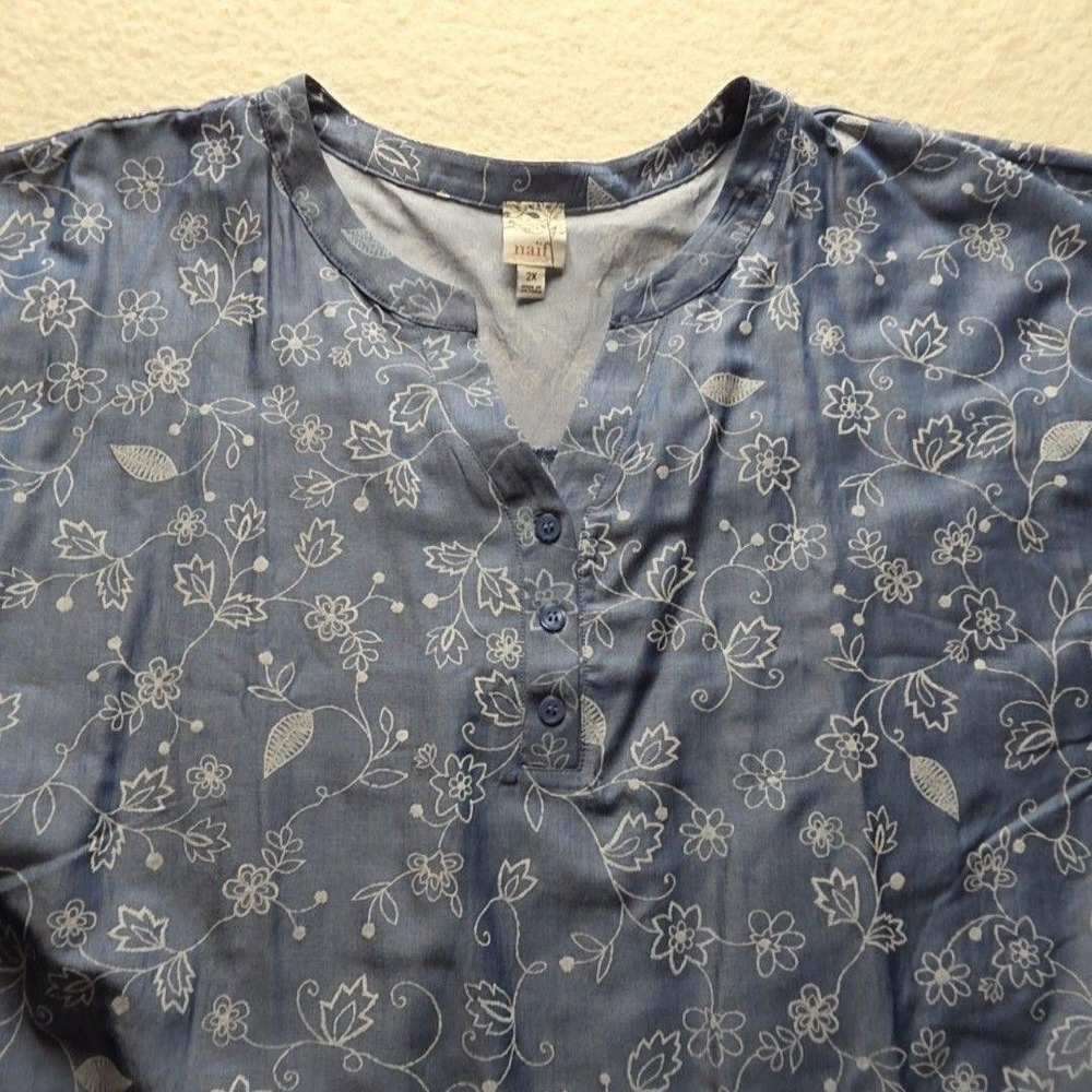 Naif Top Womens 2X Blue Floral Embroidered Henley Kimono Sleeve Summer Blouse